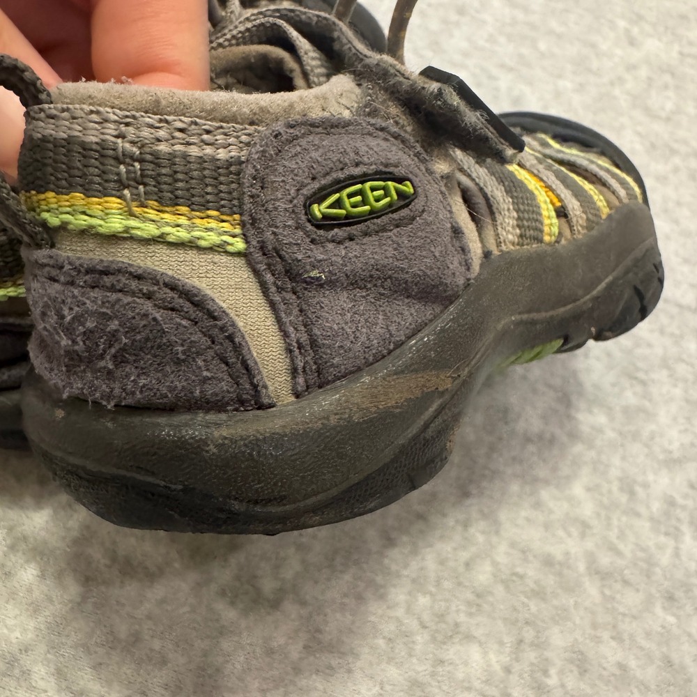 Keen Kids Newport H2 Waterproof Sandals Gray Lime Green Hiking Shoes Size 10/11 - Picture 4 of 7